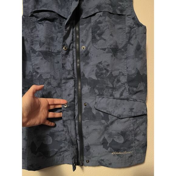 Eddie Bauer Women's Vest Blue Camo Vented Performance Utility Hiking Small - Picture 4 of 11
